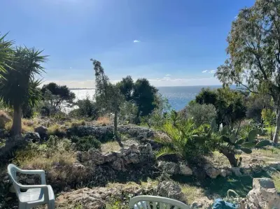 LUPINUS MARE - Paradiesgärten in Apulien am Meer