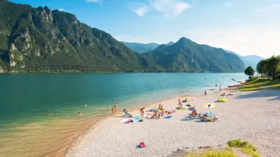 Mithilfe Surfpoint Anfo in Norditalien