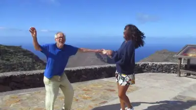Salsa tanzen, mitmachen bei Tanzkurs am Strand, La Gomera