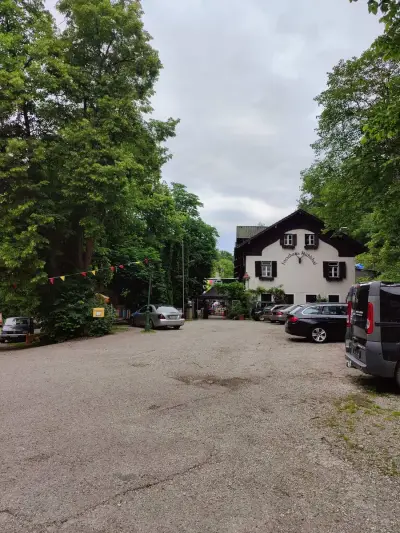 Stellplatz mit Strom und Wasser im Tausch gegen Mithilfe