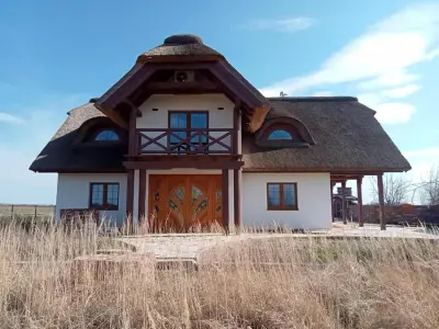 Fliesen legen gegen Urlaub im Luxus-Ferienhaus Ostsee Polen
