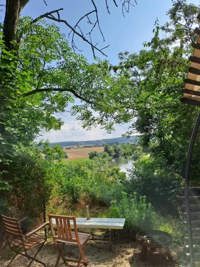 Wunderbarer Platz in attraktiver Kultur-und Weinregion