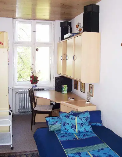 Berlin zentral: Hausarbeit, ggf. IT, Büro, Pflanzen
