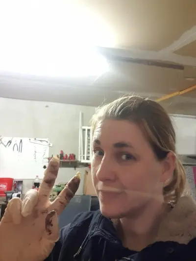 Familie bietet vielfältige Hand – Bild 5