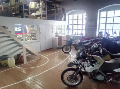 Estland - Renoviere ein Haus / Start-up Motorradvermietung – Bild 4