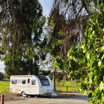 Campingplatz, Wohnmobilstellplatz – Bild 2