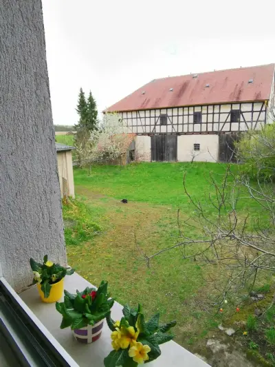 Nachhaltiges Hof-Projekt mit großem Naturgarten – Bild 5