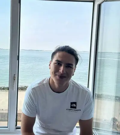 Alex