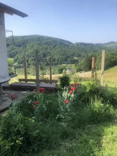 Little farm at a lake/Kleiner Bauernhof an See – Bild 6