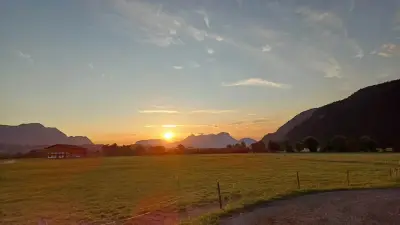 Bauernhof in der Idylle – Bild 3