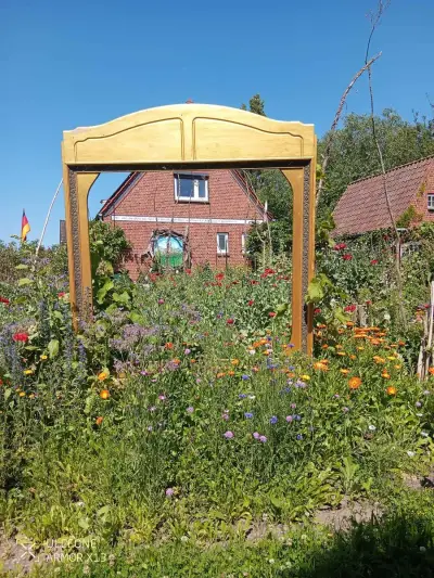 Kleines Haus mit Garten – Bild 4