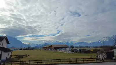Jetzt auf den Berg! 🗻 Ein Zimmer mit Blick auf die Berge :) – Bild 6