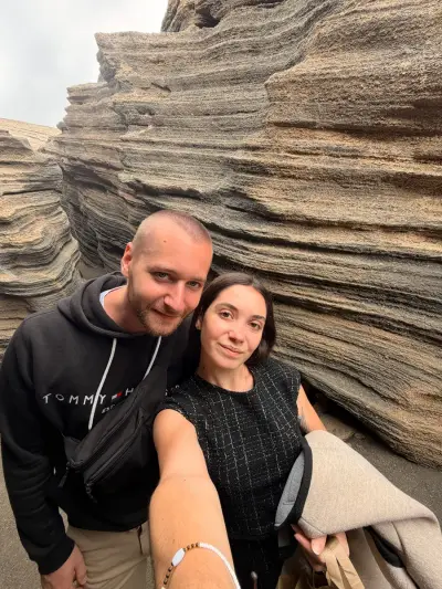 Couple français sérieux cherchant à aider et découvrir une nouvelle façon de vivre – Bild 11