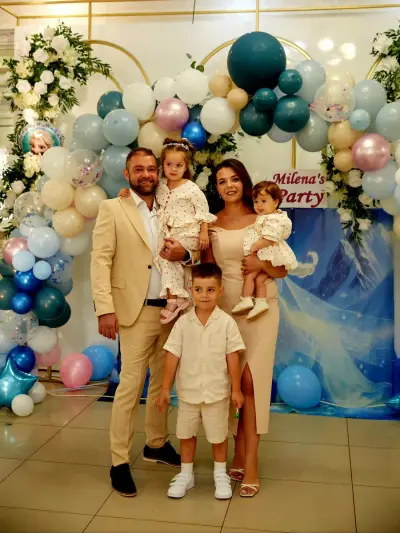 Reliable family of five offering house sitting & property care in Portugal