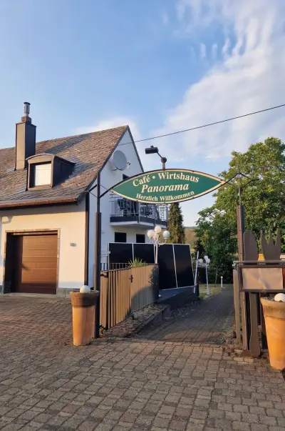 Stay with a Local Mum & Explore the Beautiful Moselle  – Bild 3