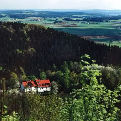 Ferienhof im Wald – Bild 2