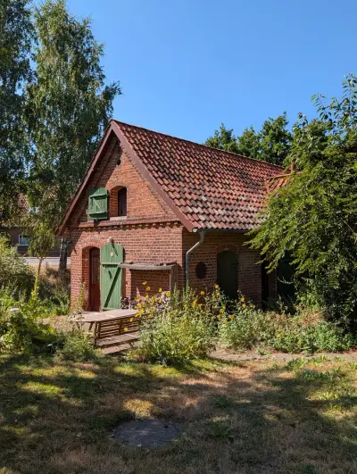 Auszeit im Grünen gegen Unterstützung im Garten 🌿