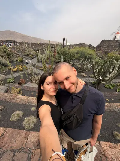 Couple français sérieux cherchant à aider et découvrir une nouvelle façon de vivre – Bild 7