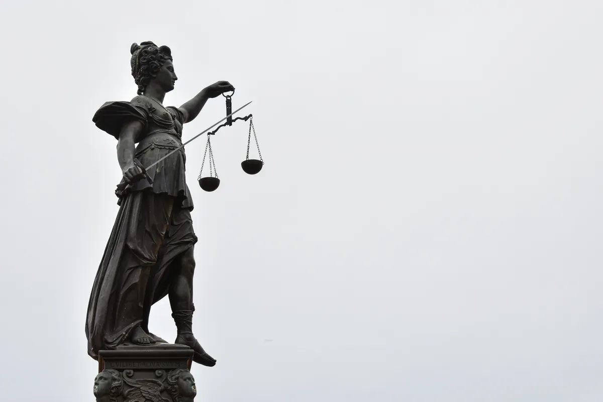 Ist Urlaub gegen Hand legal? Die rechtliche Einordnung in Deutschland, Österreich und Europa